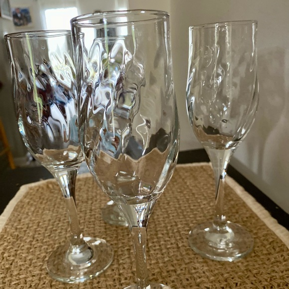 GORGEOUS SET OF 4 VINTAGE EUROPEAN OPTIC CRYSTAL CHAMPAGNE FLUTE GLASSES - Picture 10 of 14